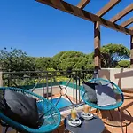 Pine Haven Apartament *