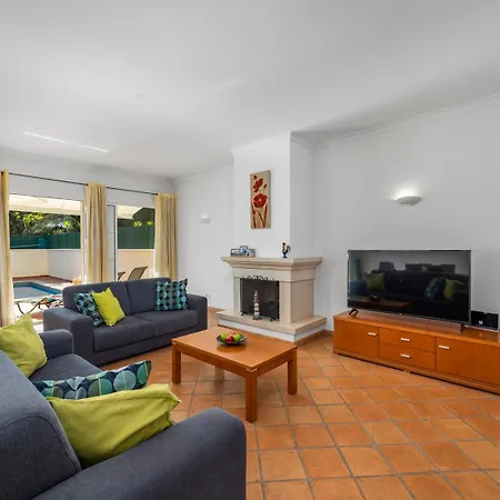Apartment Pine Haven *